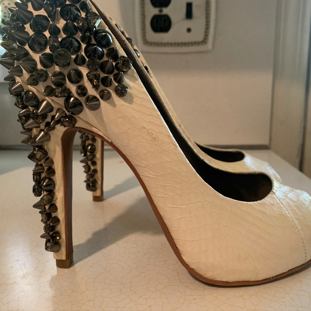 Sam Edelman SEXY Heels!